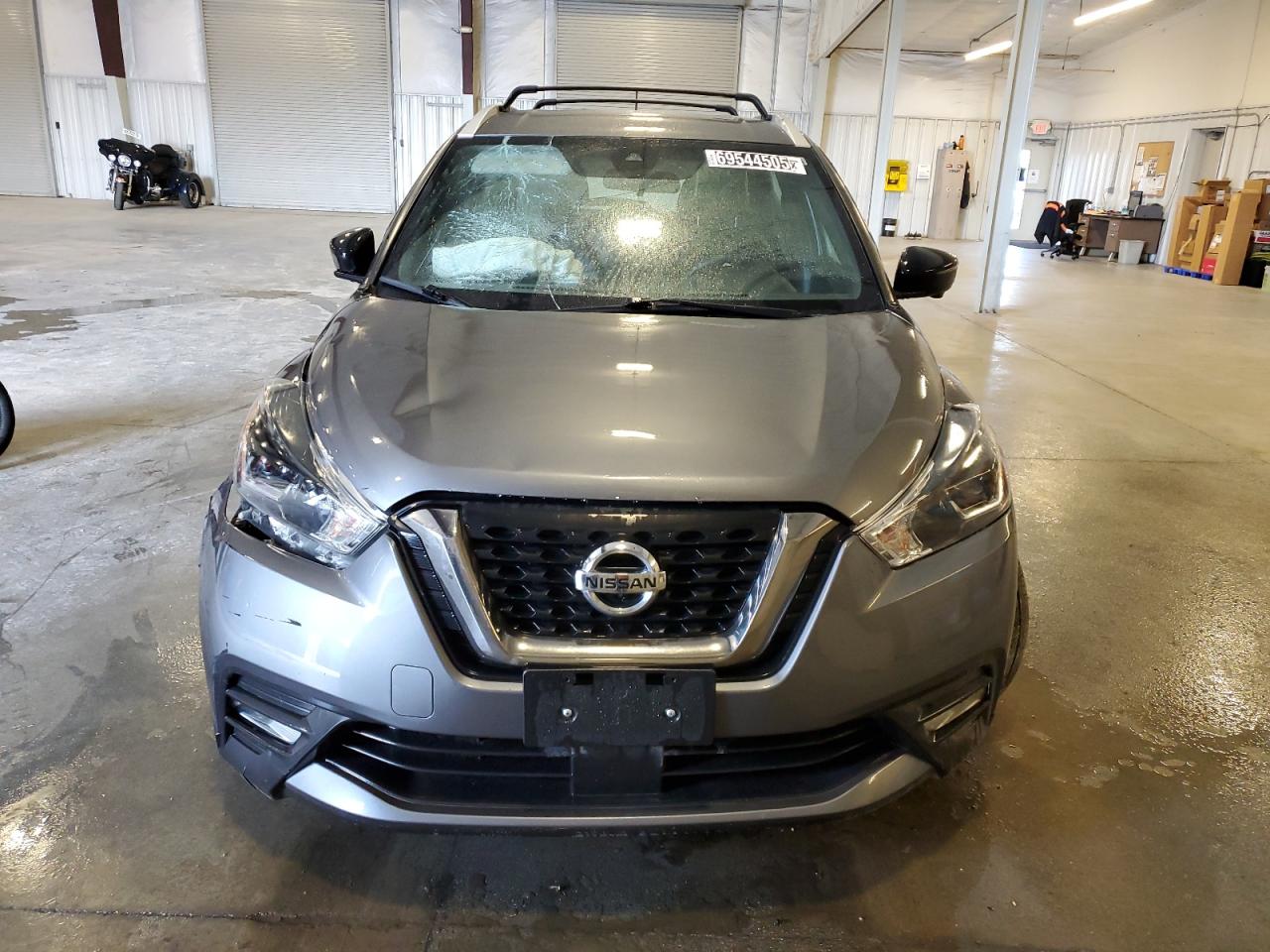 NISSAN KICKS SR