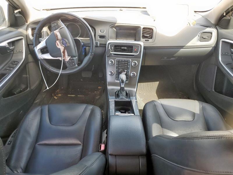 2015 VOLVO S60 PREMIE YV126MFK4F1355600