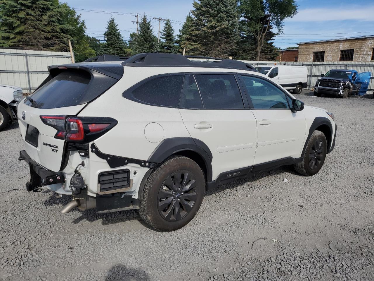 SUBARU OUTBACK ONYX EDITION XT