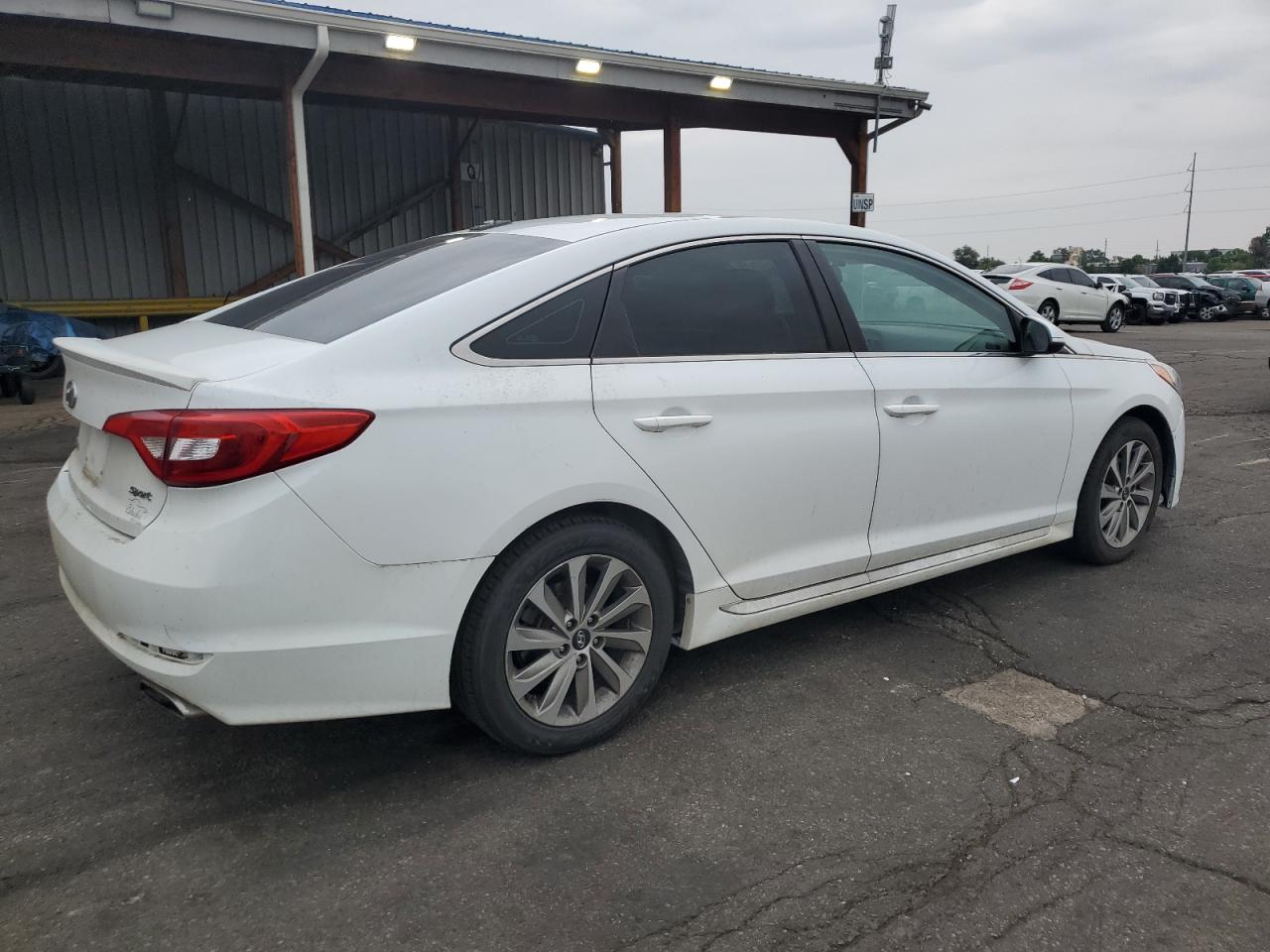 HYUNDAI SONATA SPORT