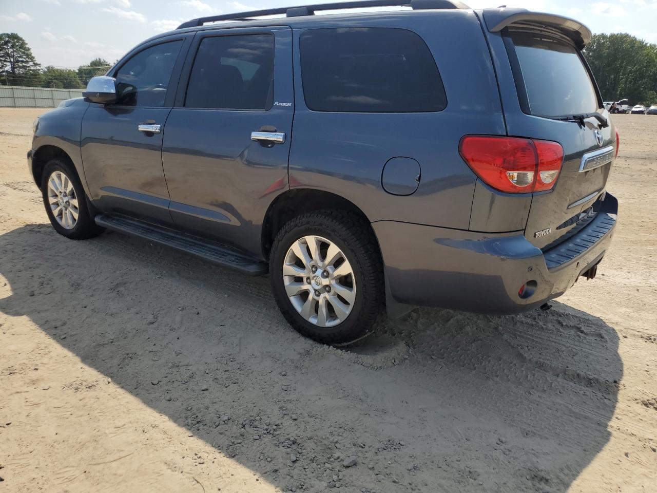 TOYOTA SEQUOIA PLATINUM