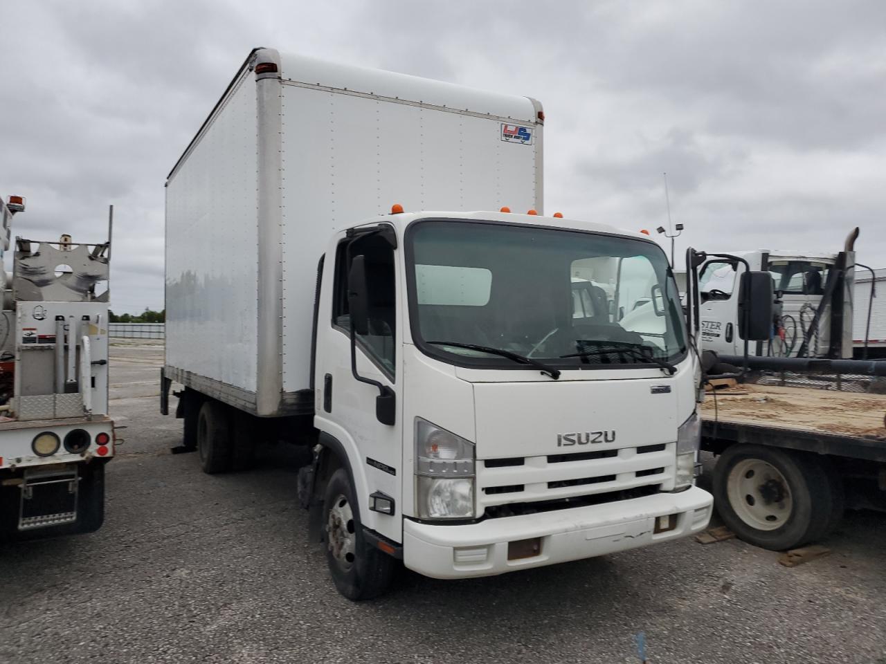 Lot #3230506887 2015 ISUZU NPR HD
