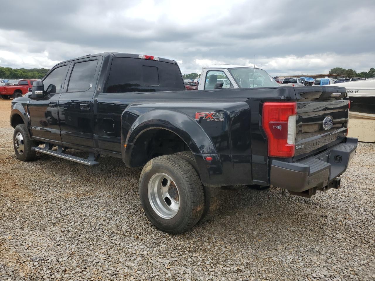FORD F-350 SUPER DUTY