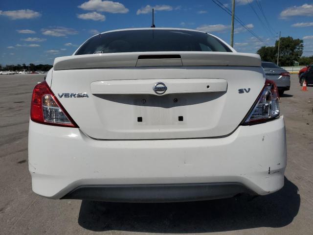 2018 NISSAN VERSA S 3N1CN7AP0JL871569