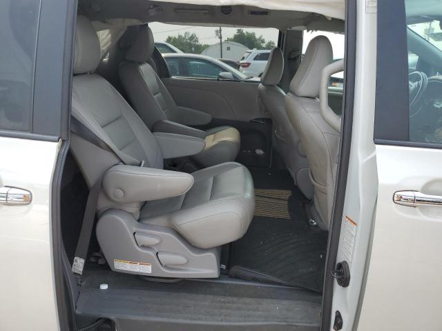 2018 TOYOTA SIENNA XLE 5TDDZ3DC9JS207675