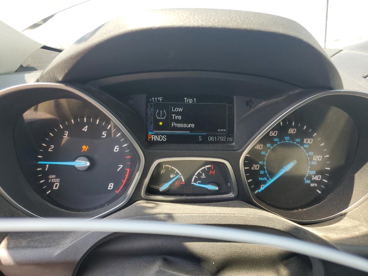 Lot #3309643055 2015 FORD ESCAPE SE