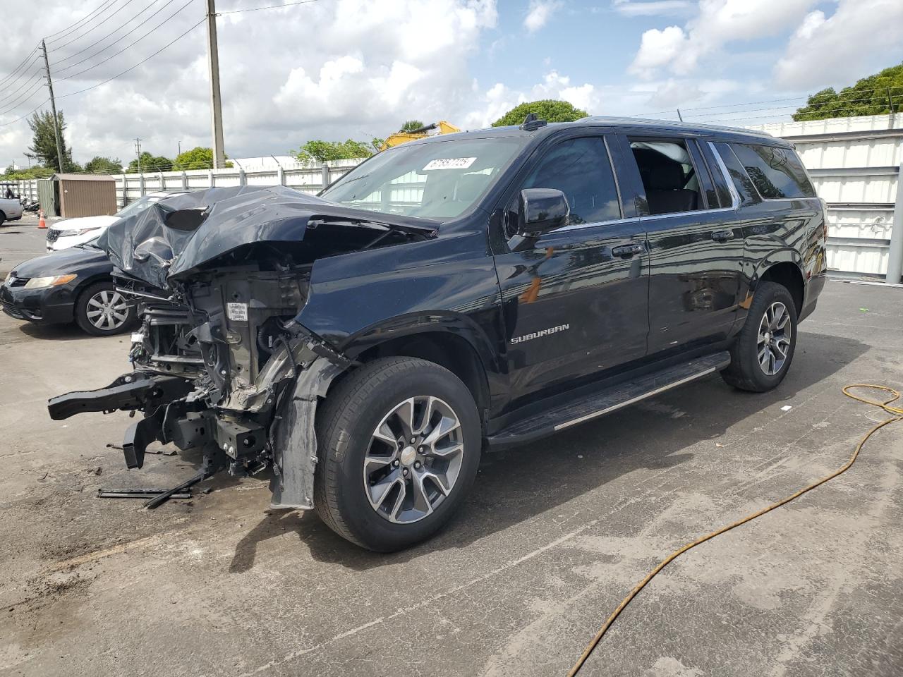 Lot #3301803334 2024 CHEVROLET SUBURBAN C1500 LT