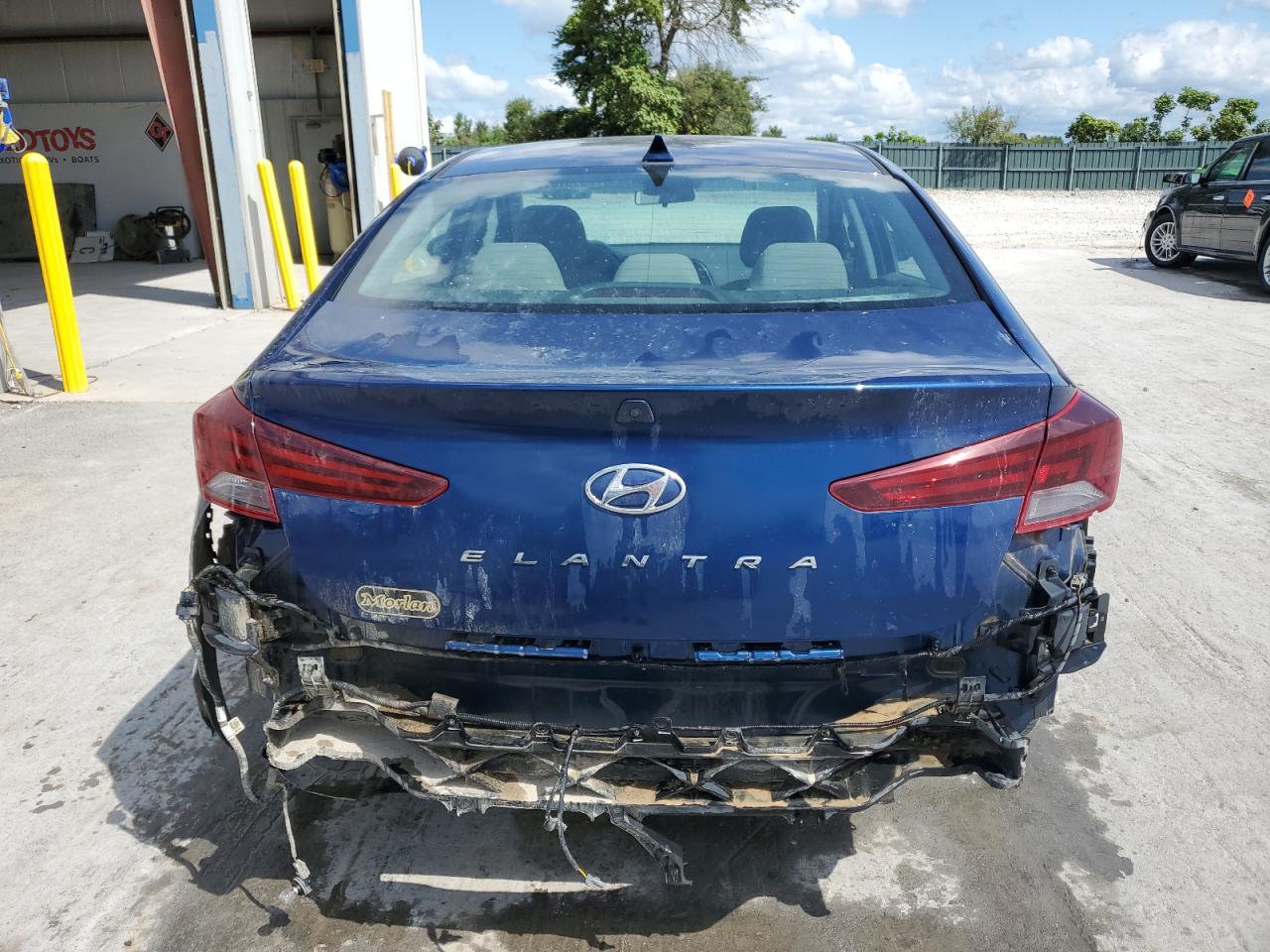 HYUNDAI ELANTRA SEL