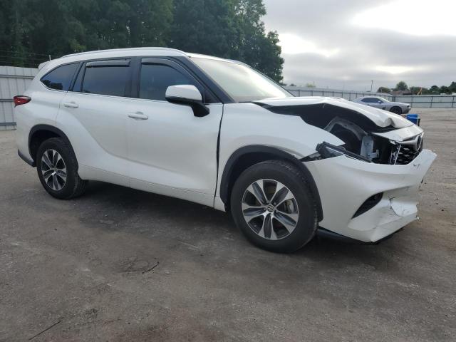 2021 TOYOTA HIGHLANDER XLE 5TDGZRAH8MS054159