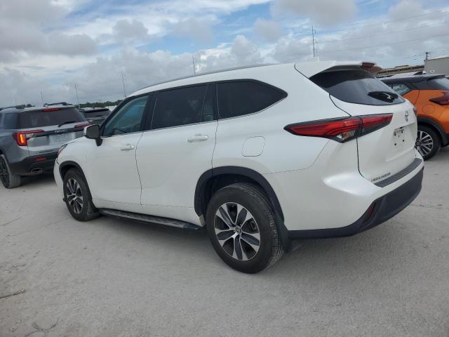 2022 TOYOTA HIGHLANDER XLE 5TDGZRAH1NS127793