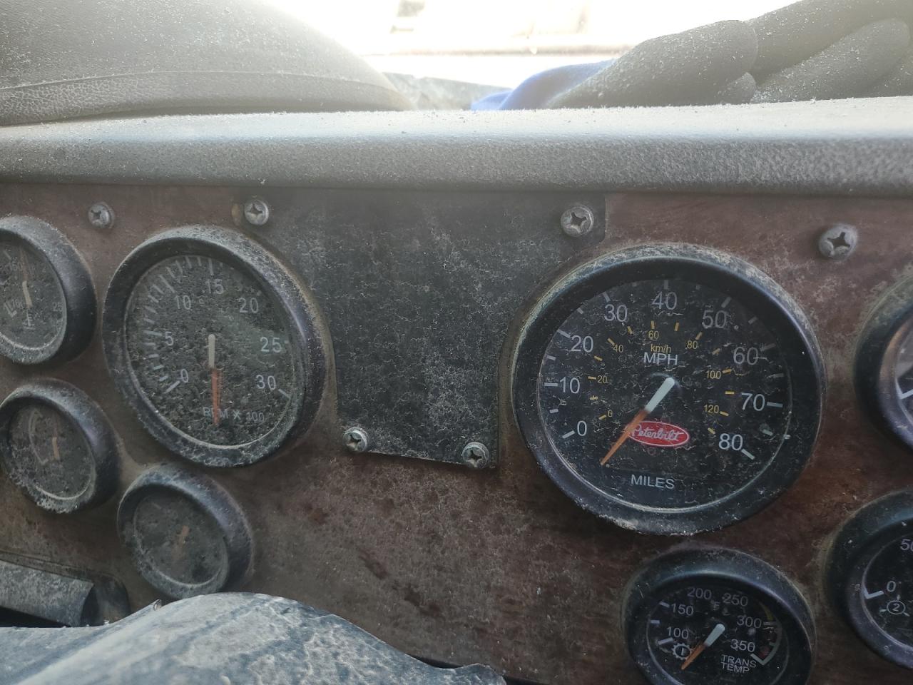 Lot #3275617792 2012 PETERBILT TRACTOR 320