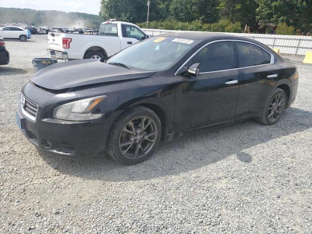 NISSAN MAXIMA S