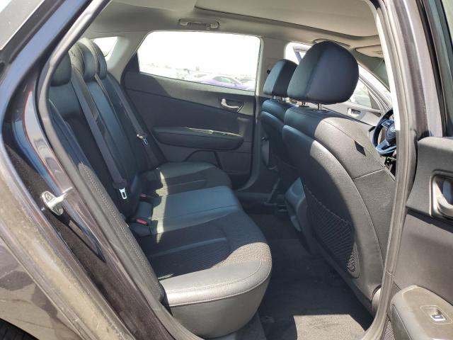2019 KIA OPTIMA LX 5XXGT4L30KG290695