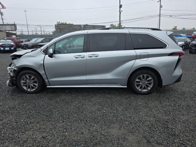 2023 TOYOTA SIENNA LE 5TDKRKEC6PS148710