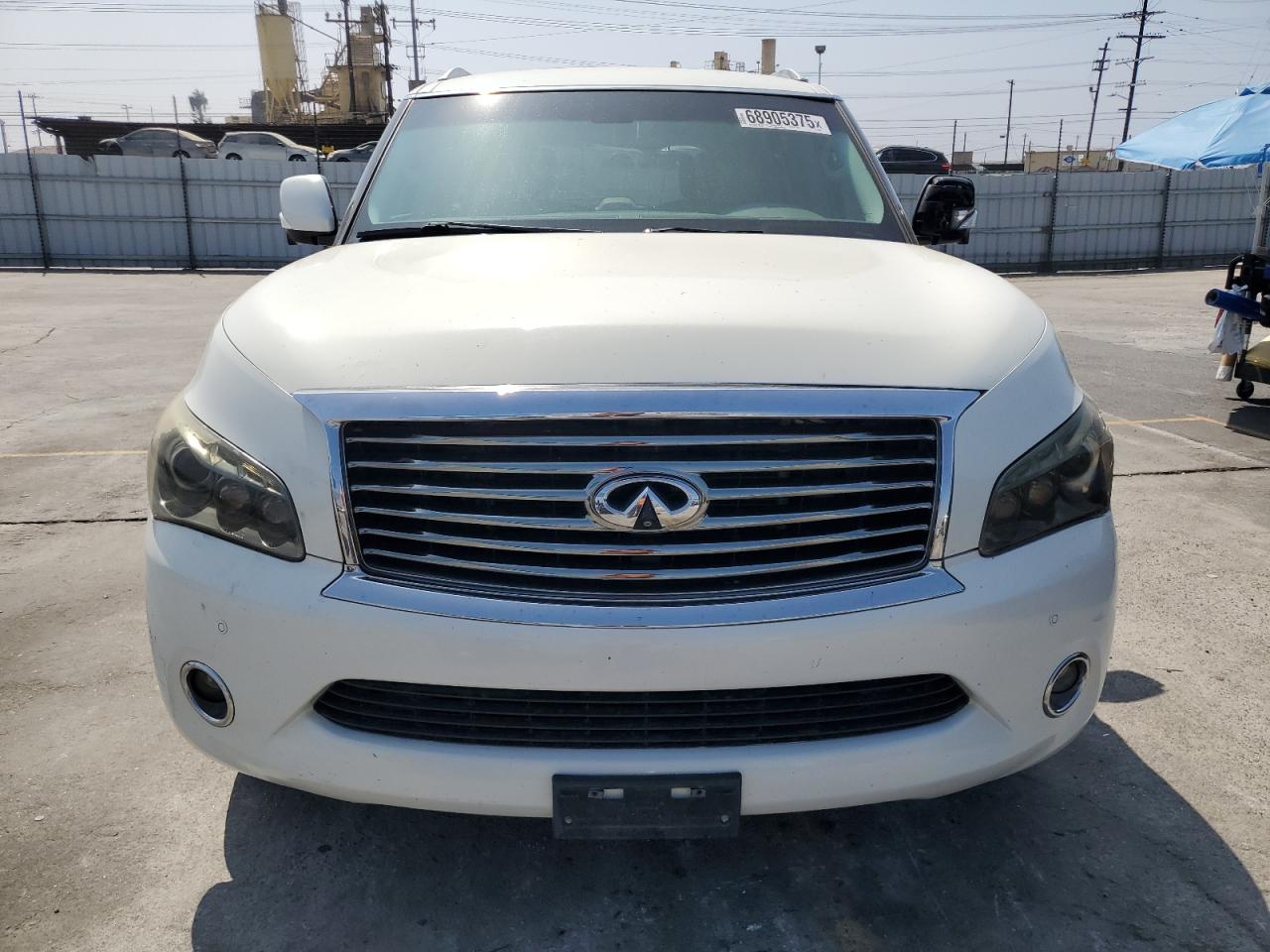 INFINITI QX56