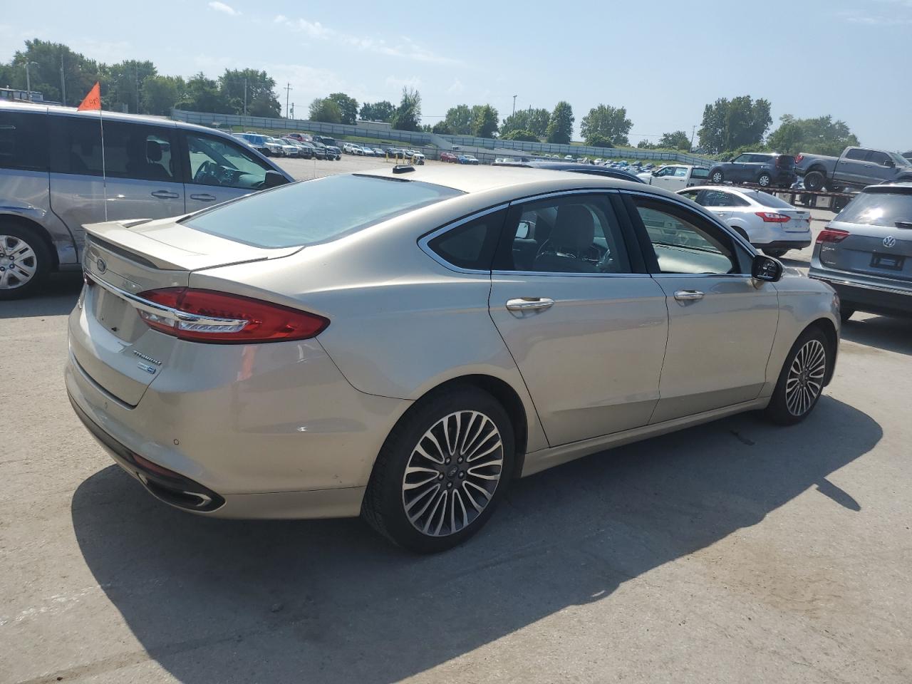 FORD FUSION TITANIUM/PLATINUM
