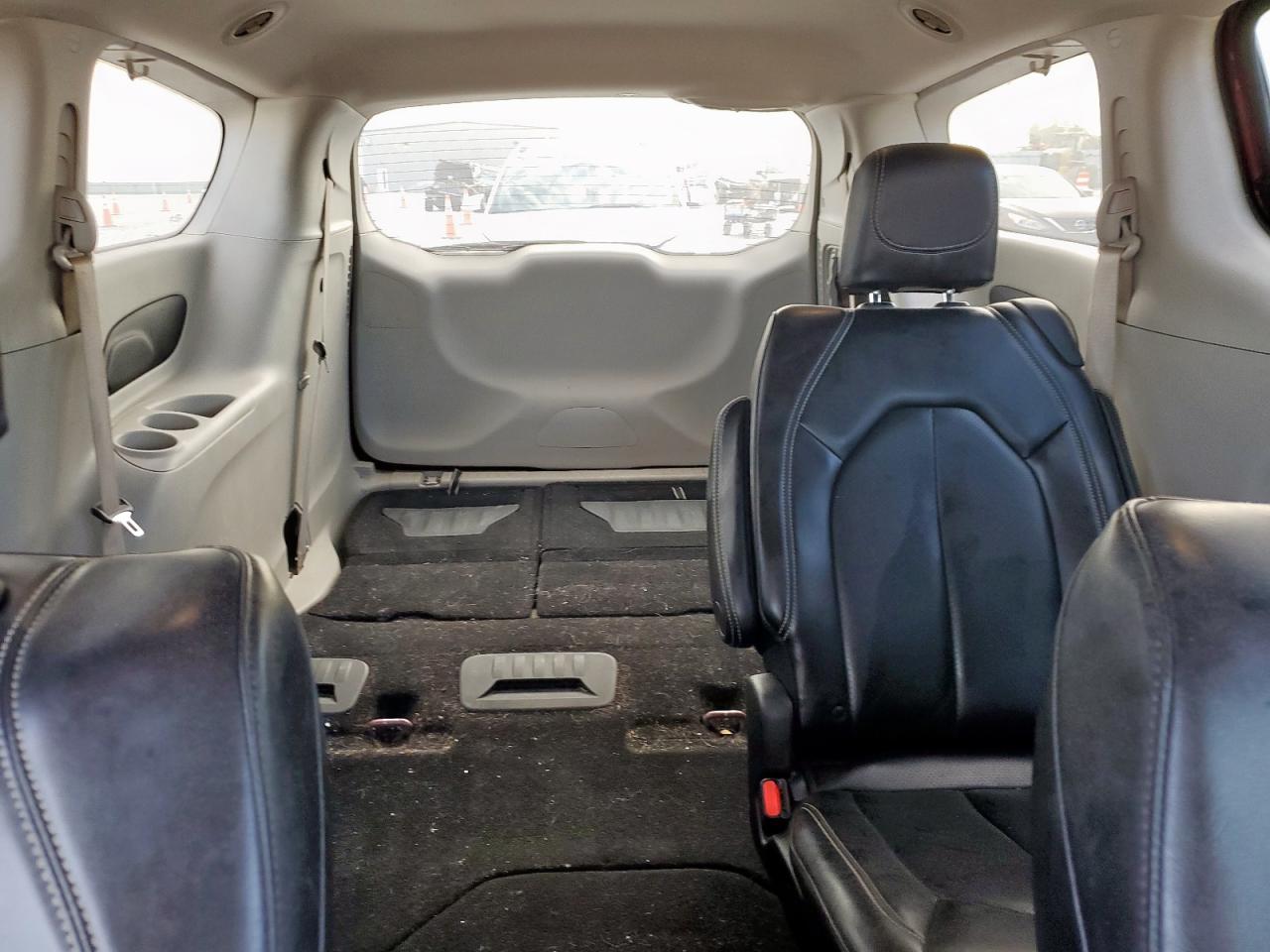 CHRYSLER VOYAGER LXI