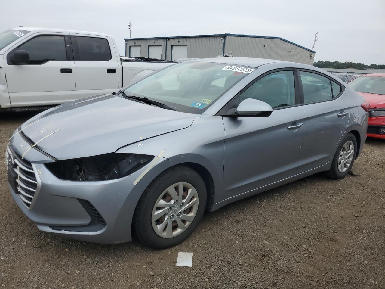 HYUNDAI ELANTRA SE