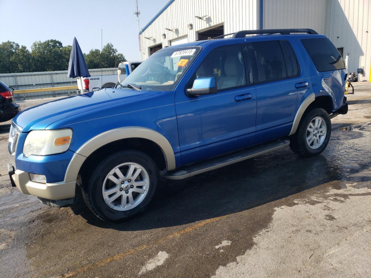 FORD EXPLORER EDDIE BAUER