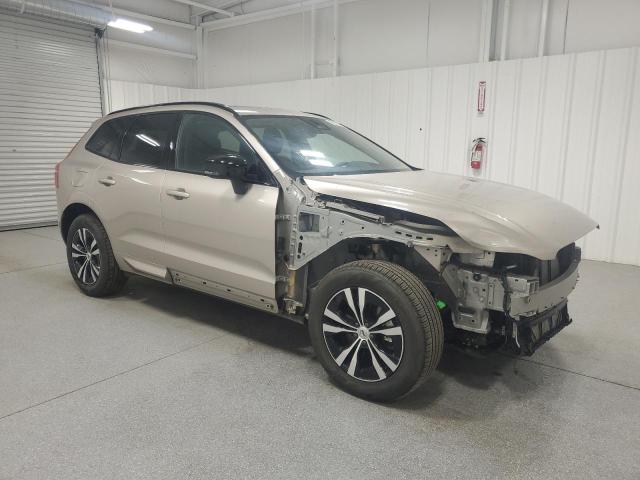 2025 VOLVO XC60 CORE YV4M12RJ7S1093423