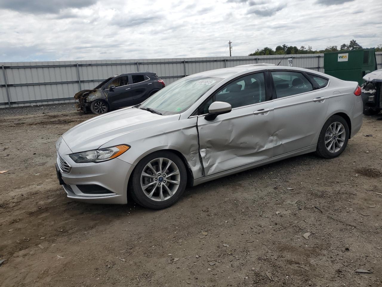 FORD FUSION SE