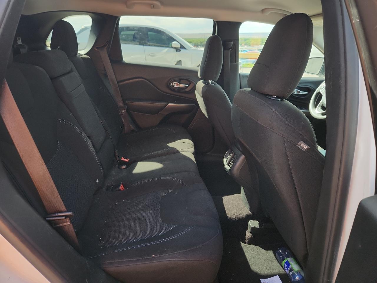 JEEP GRAND CHEROKEE LATITUDE