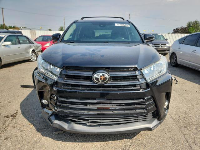 2017 TOYOTA HIGHLANDER SE 5TDJZRFH3HS361064