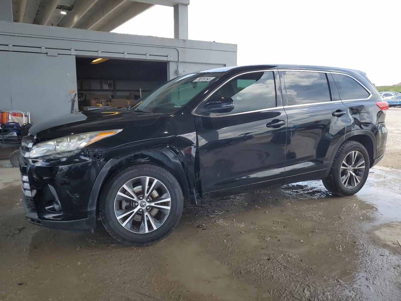 TOYOTA HIGHLANDER LE