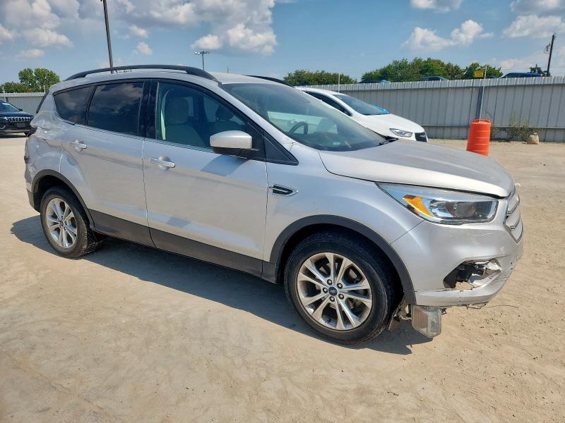 2018 FORD ESCAPE SE - 1FMCU0GD2JUD38967