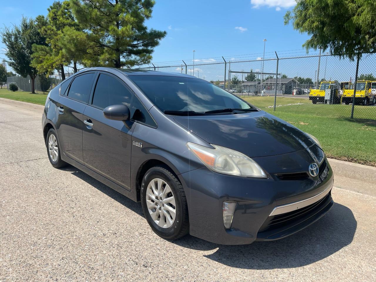 TOYOTA PRIUS PLUG