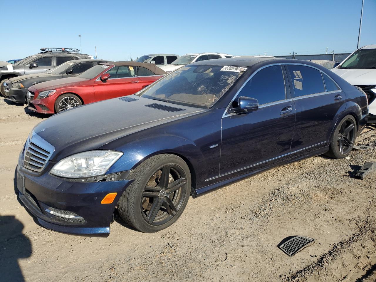 MERCEDES-BENZ S-CLASS 550