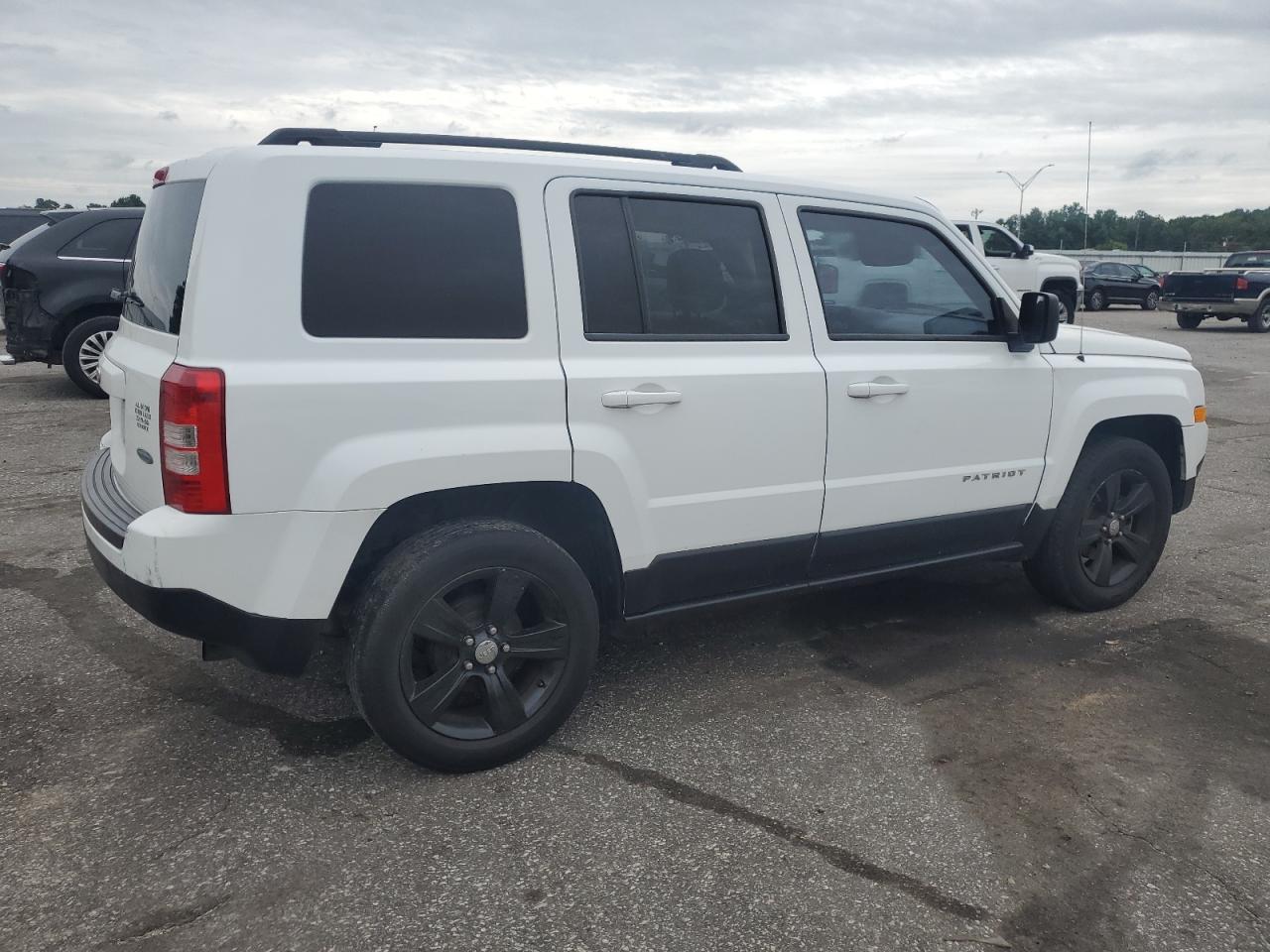 Lot #3305324333 2014 JEEP PATRIOT LA
