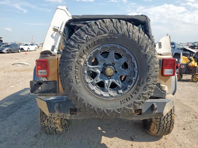 2015 JEEP WRANGLER U - 1C4BJWDG9FL696431