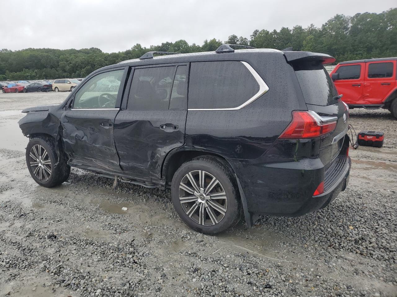LEXUS LX 570