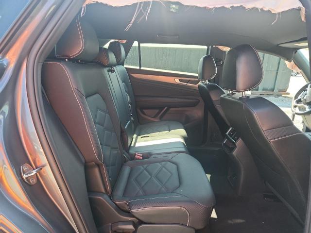 2024 VOLKSWAGEN ATLAS CROS 1V2LE2CA9RC201744