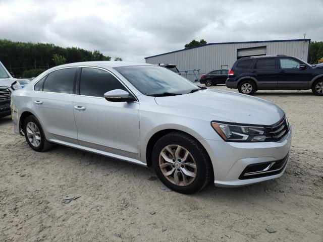 2016 VOLKSWAGEN PASSAT S 1VWAT7A31GC009633