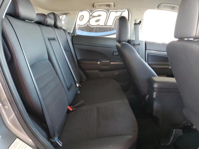 2024 MITSUBISHI OUTLANDER - JA4ARUAU0RU007615
