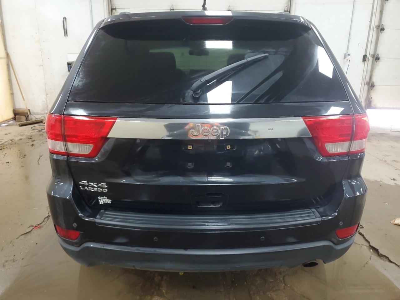 JEEP GRAND CHEROKEE LAREDO