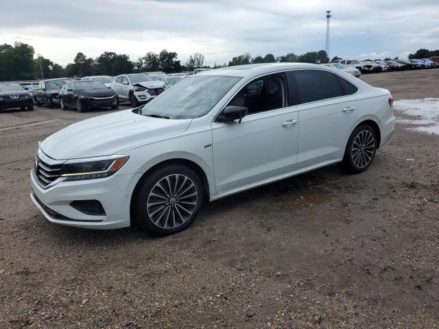 Global Auto Auctions: 2022 VOLKSWAGEN PASSAT LIM