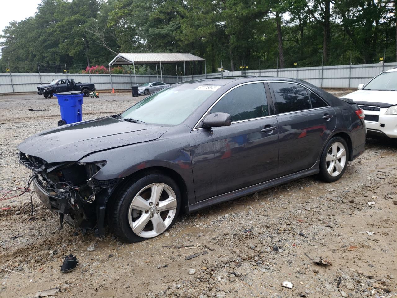 TOYOTA CAMRY BASE