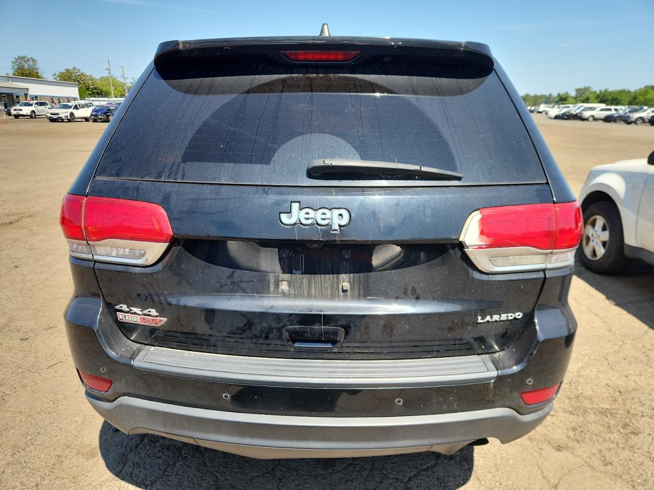 JEEP GRAND CHEROKEE LAREDO