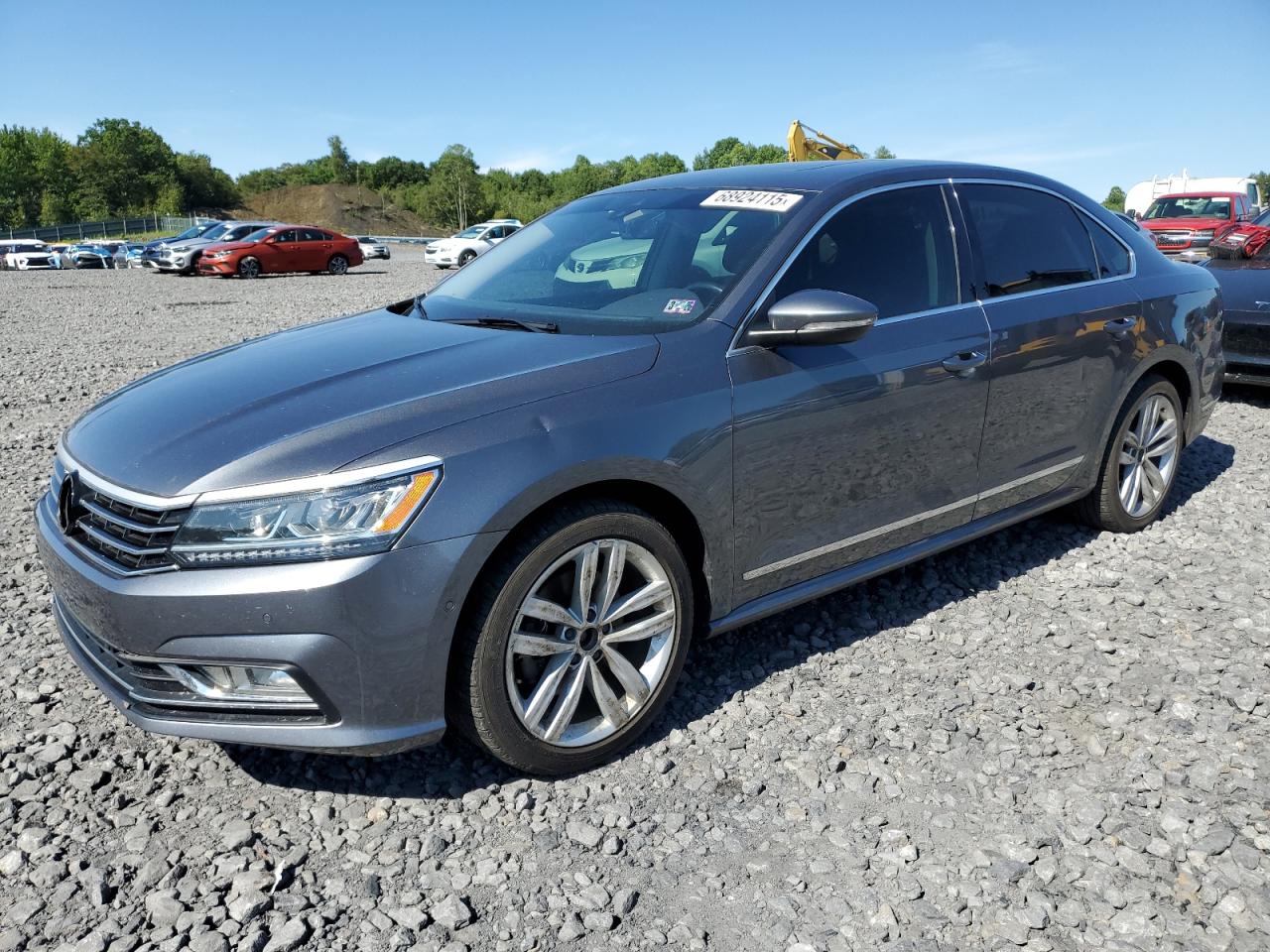 VOLKSWAGEN PASSAT SEL PREMIUM