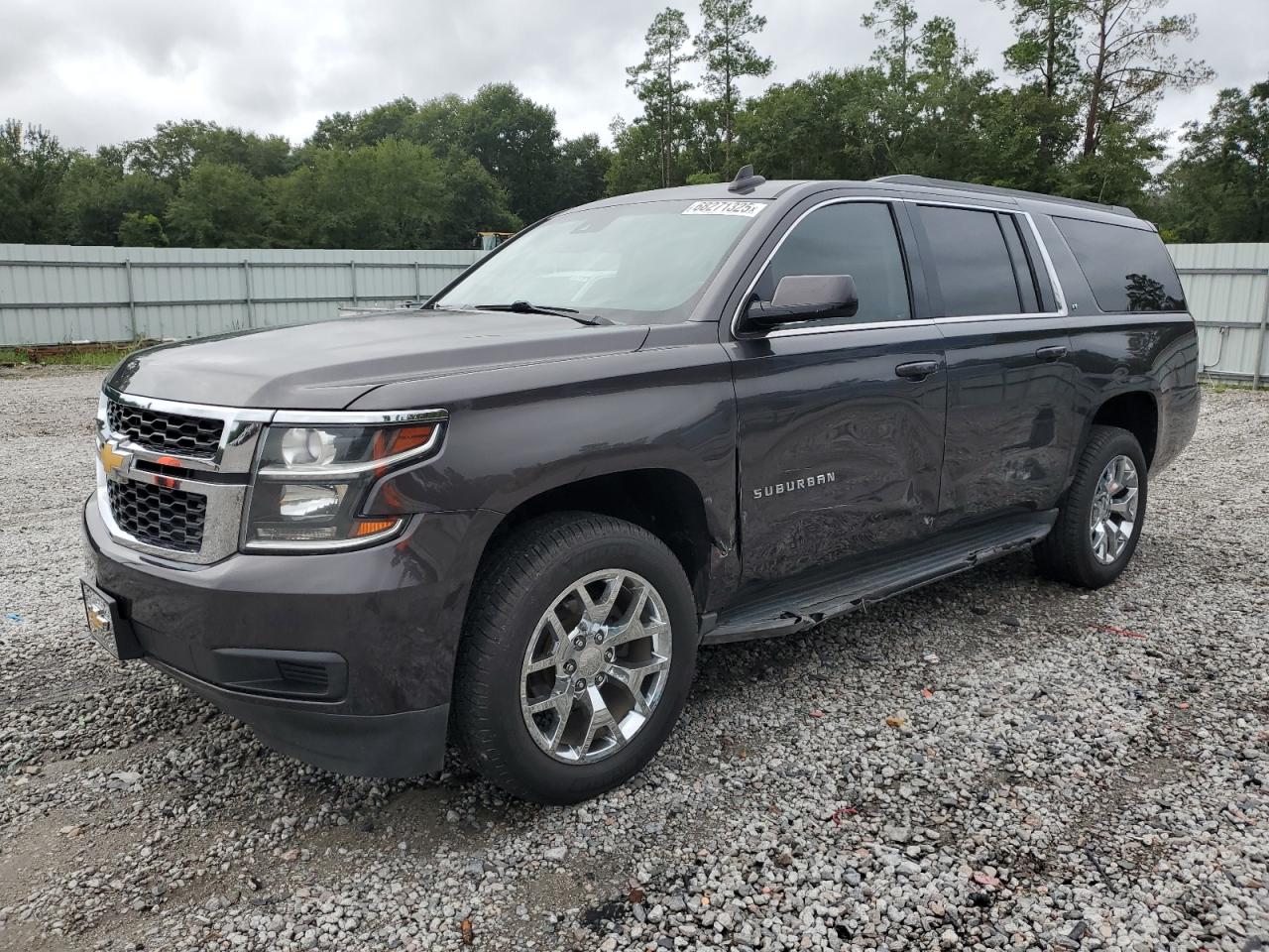 CHEVROLET SUBURBAN C1500 LT