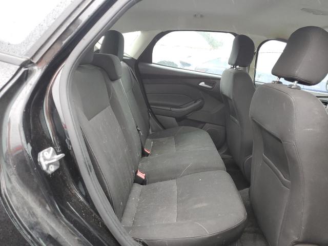 2015 FORD FOCUS SE 1FADP3K25FL303902