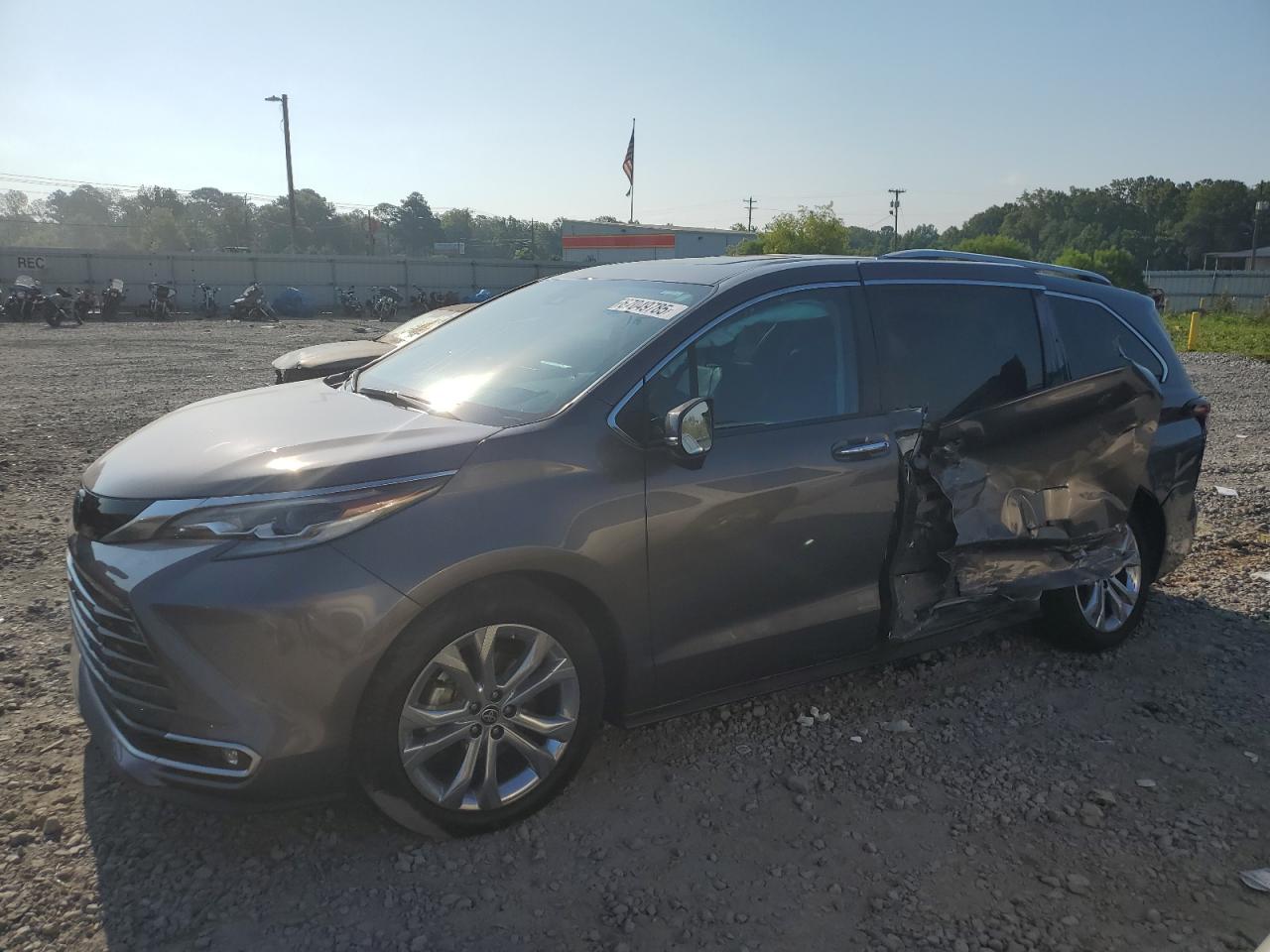 TOYOTA SIENNA LIMITED