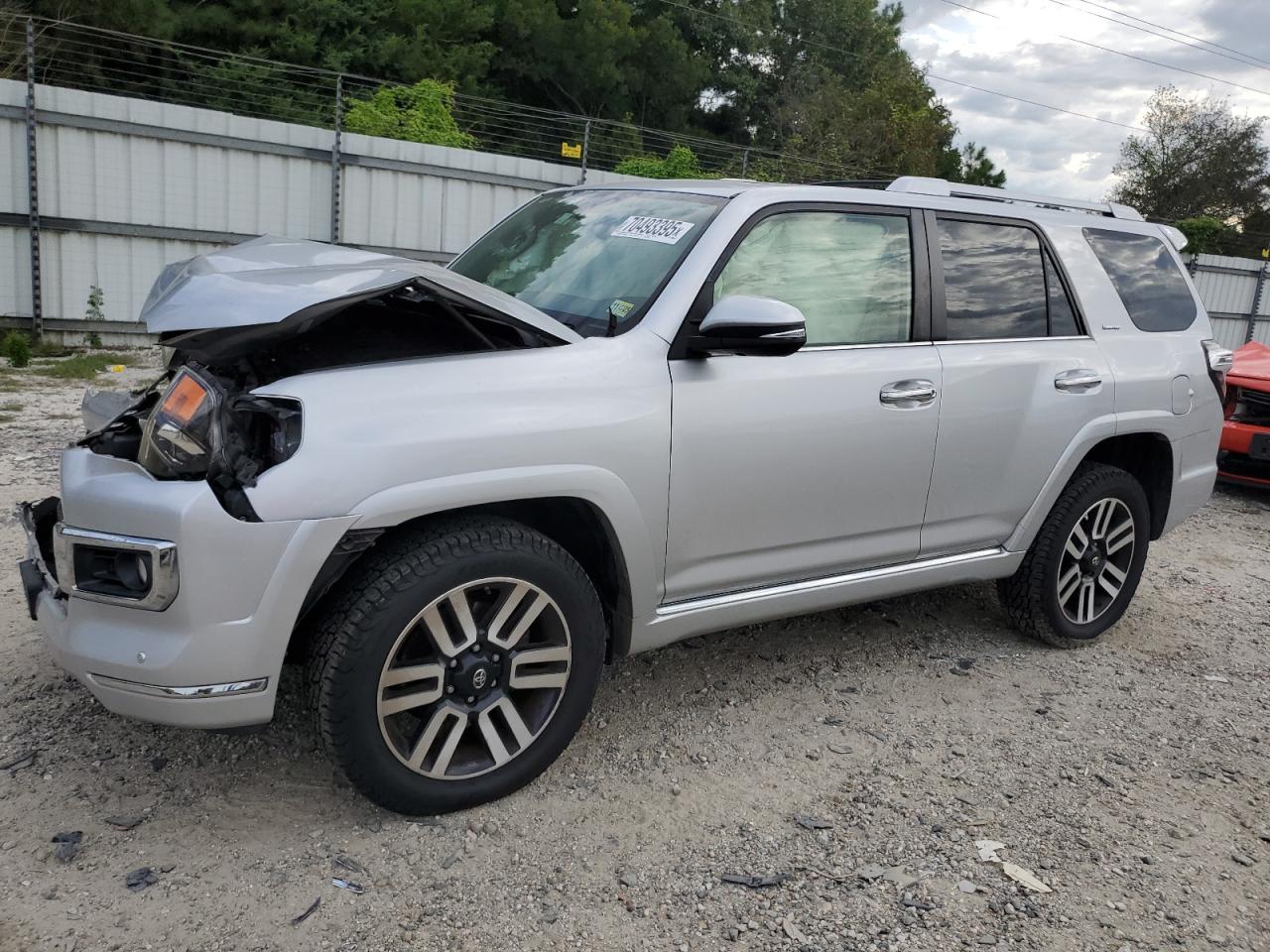 TOYOTA 4RUNNER SR5/SR5 PREMIUM