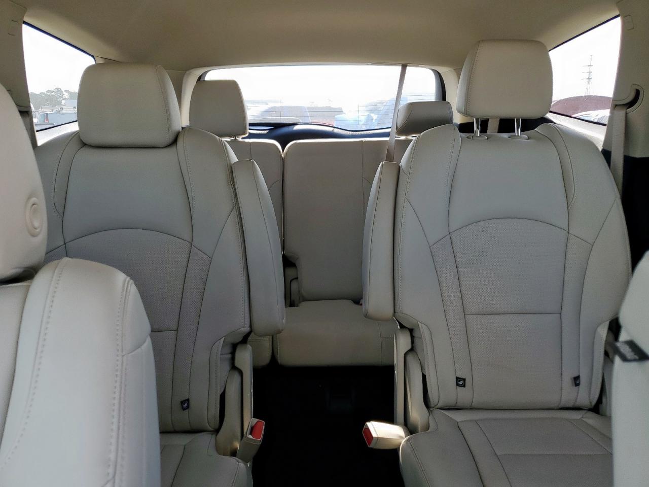 BUICK ENCLAVE ESSENCE