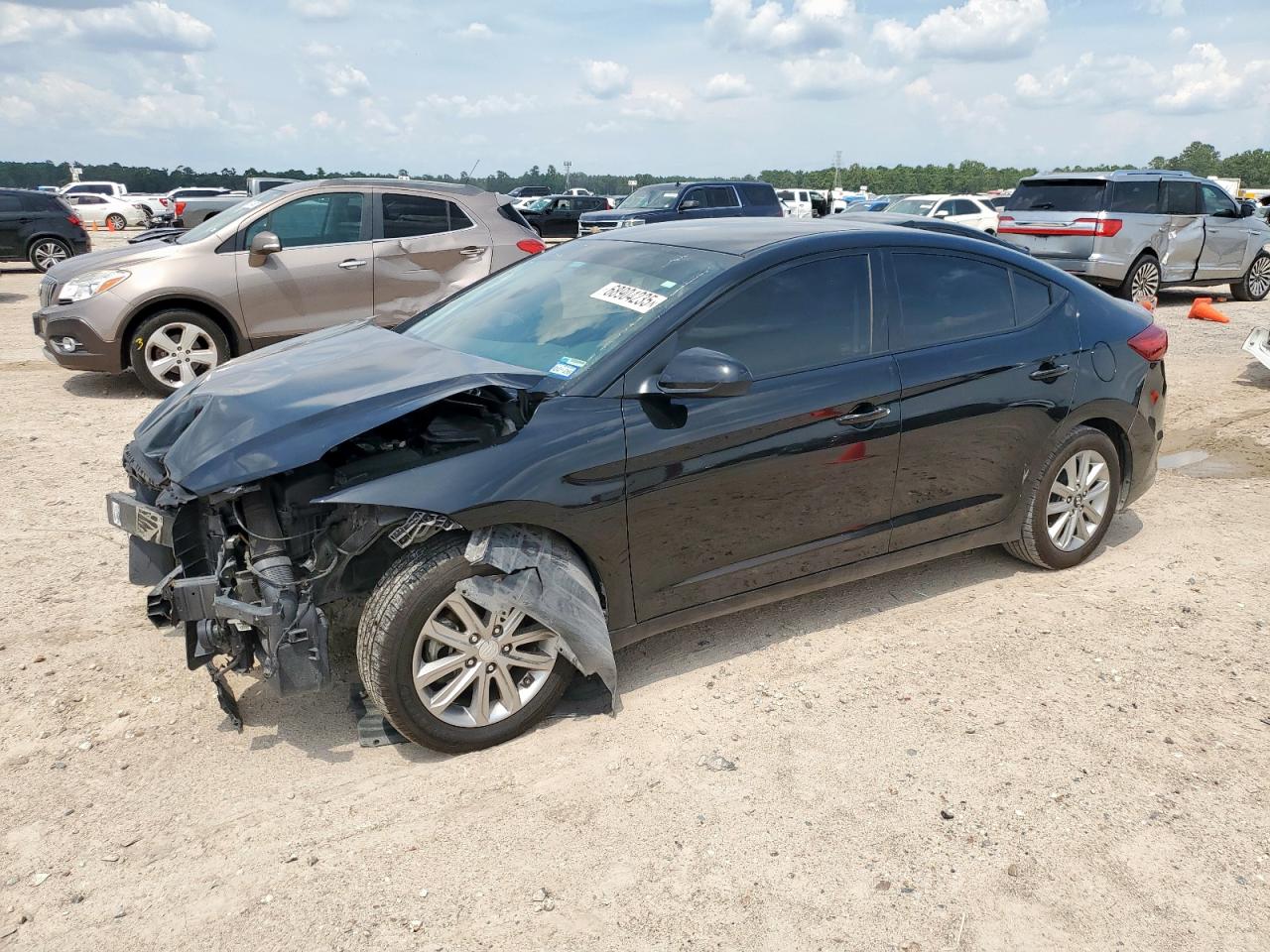 HYUNDAI ELANTRA SE