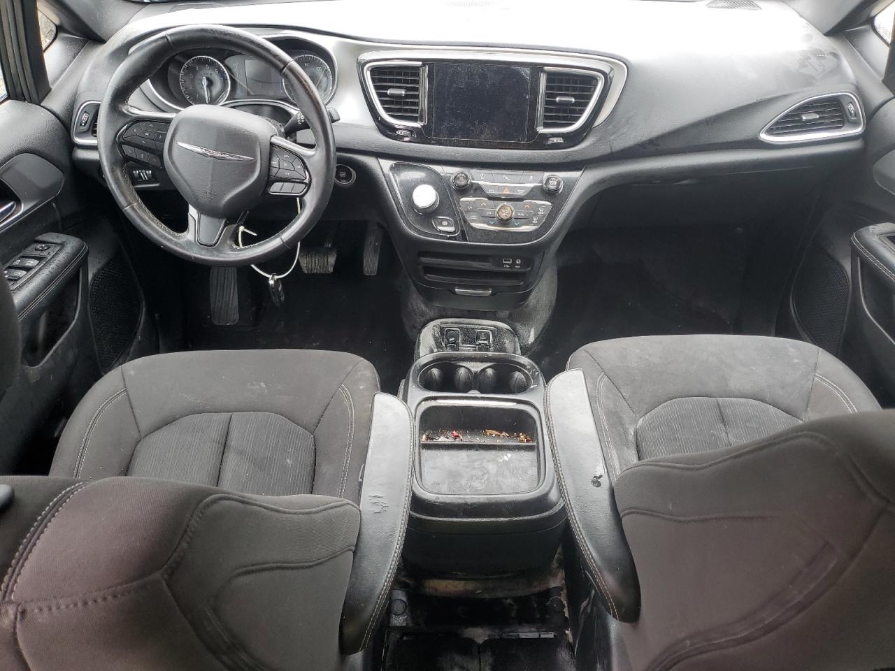 CHRYSLER PACIFICA TOURING PLUS