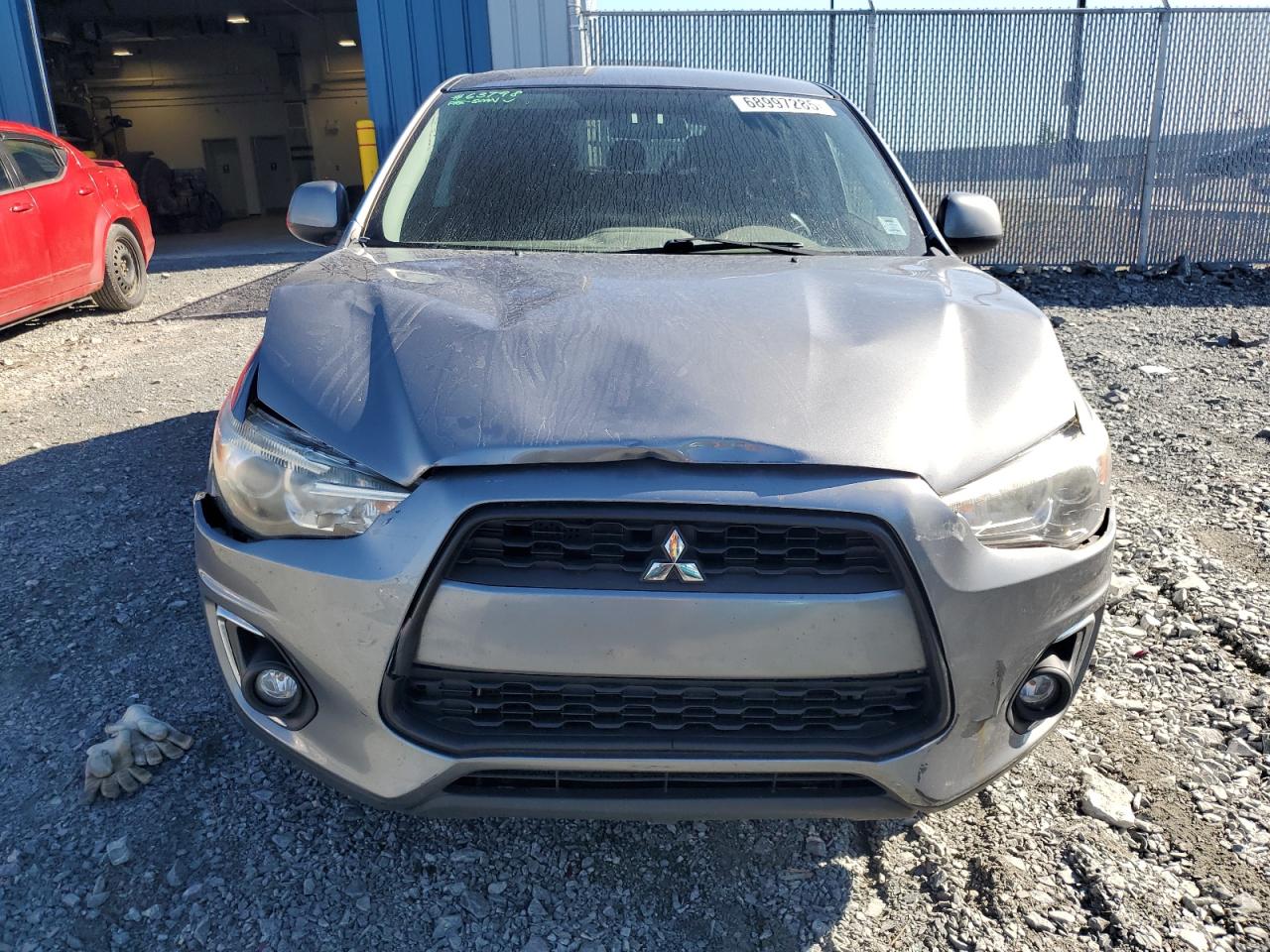 MITSUBISHI OUTLANDER SE